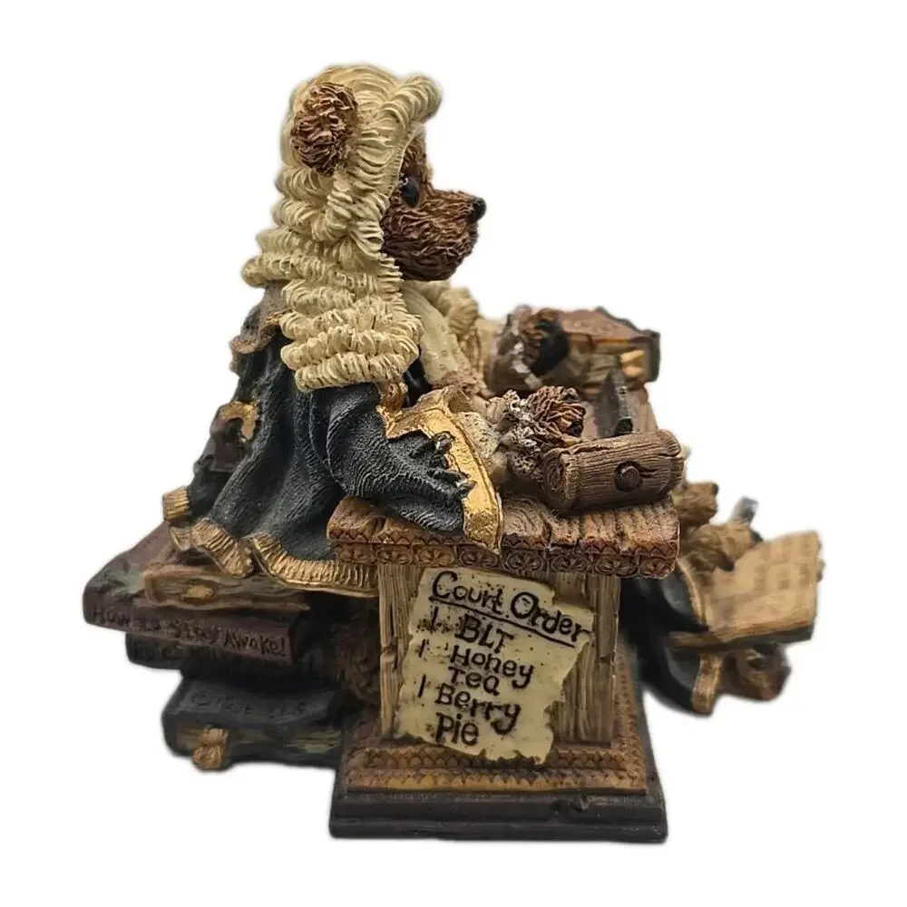 1997 Boyds Bears &‎ Friends The Folkstone Judge Griz Hissonah Figurine U311